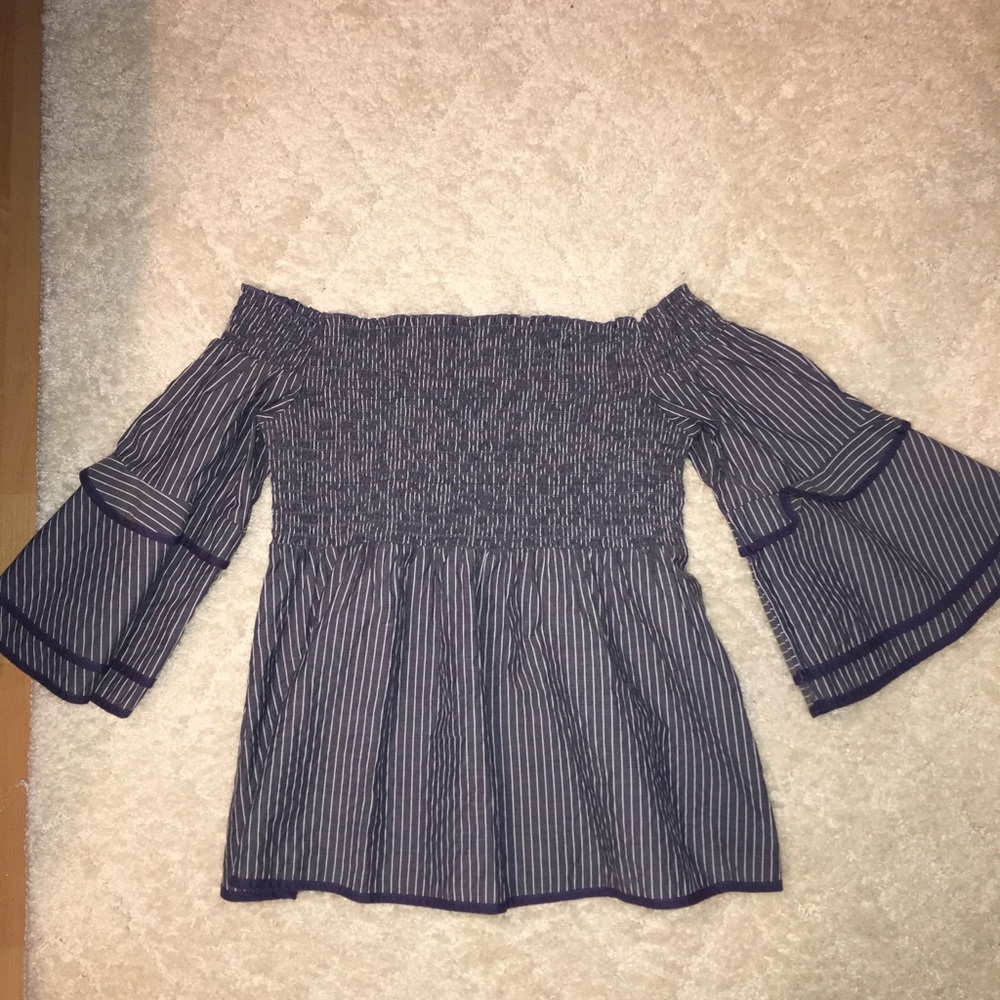 American Eagle Top